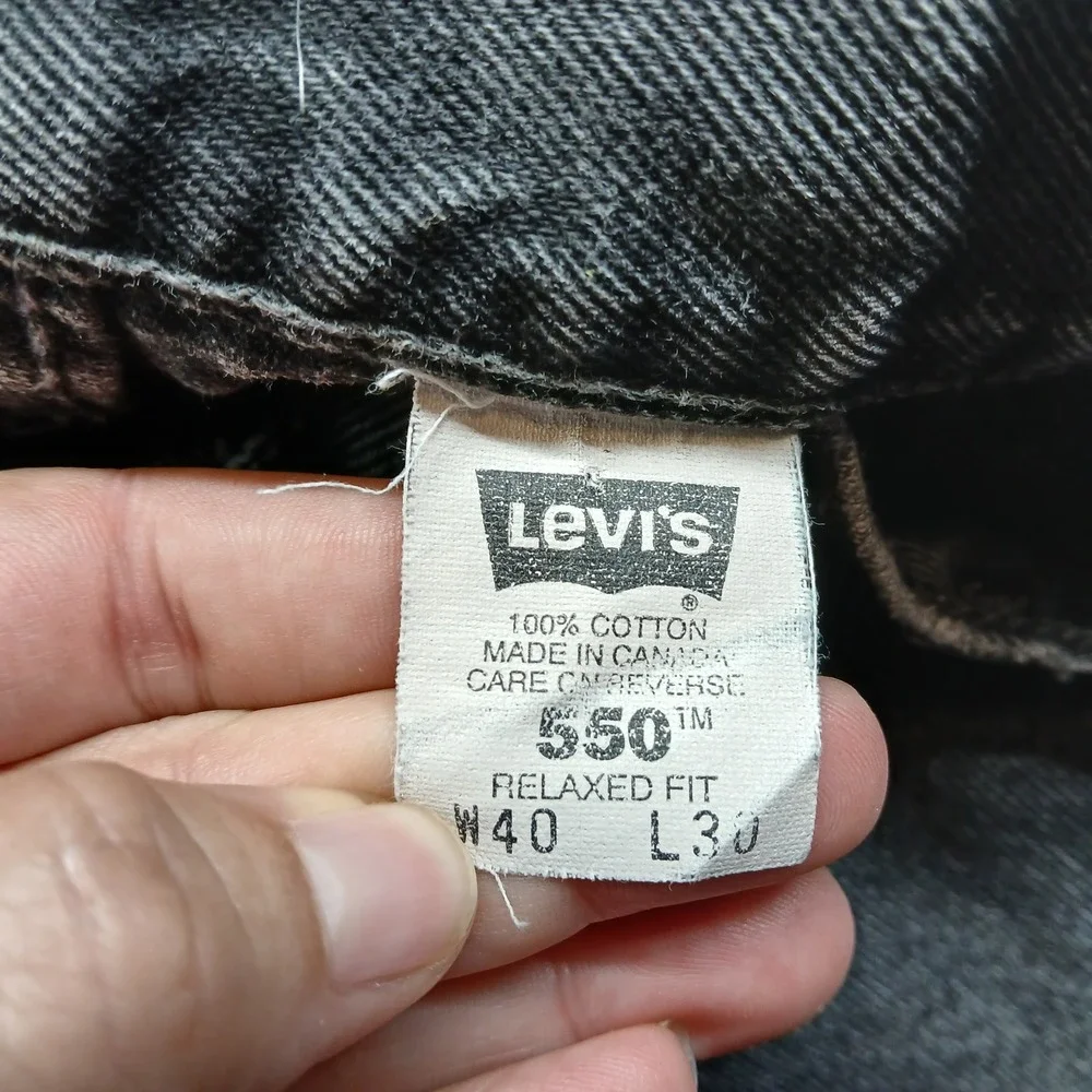 Vintage Levis 550 Relaxed Fit Black Jeans Men W40 L30 Made in Canada Tapered Leg